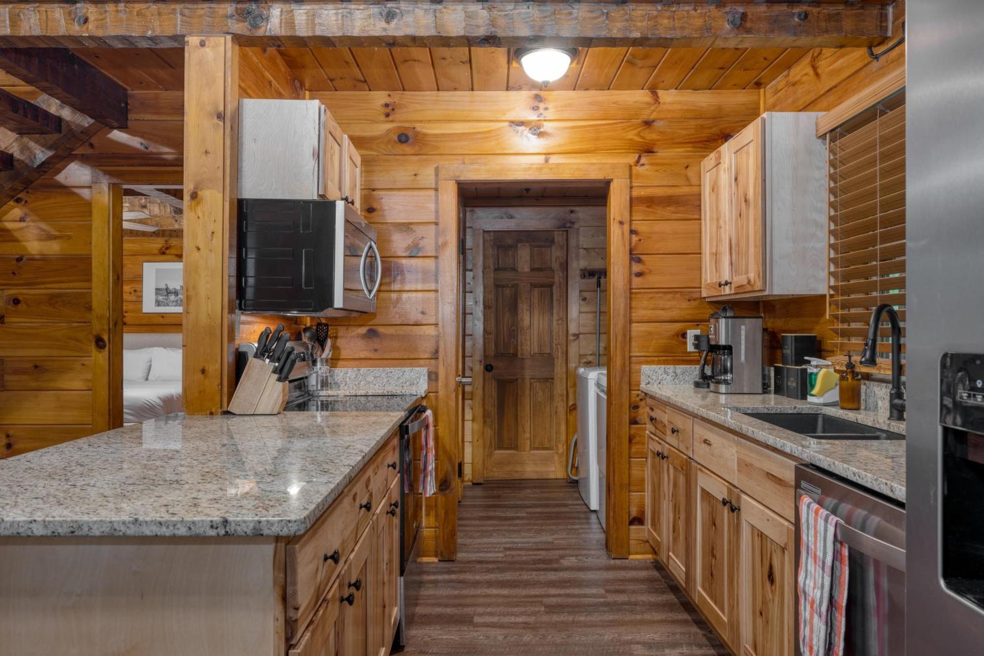 Dudley I By Avantstay Cosy Cabin W Hot Tub Incredible Views Pigeon Forge Kültér fotó
